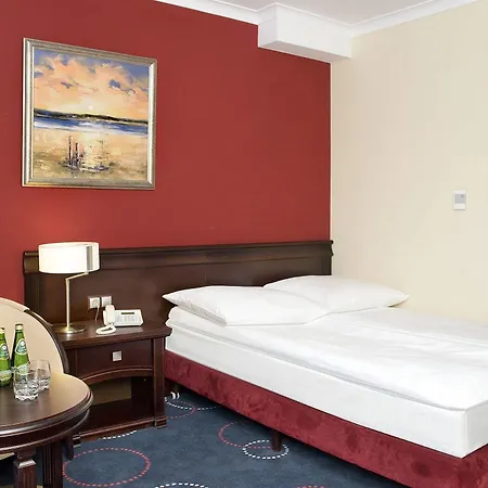 Hotel Admiral 4*